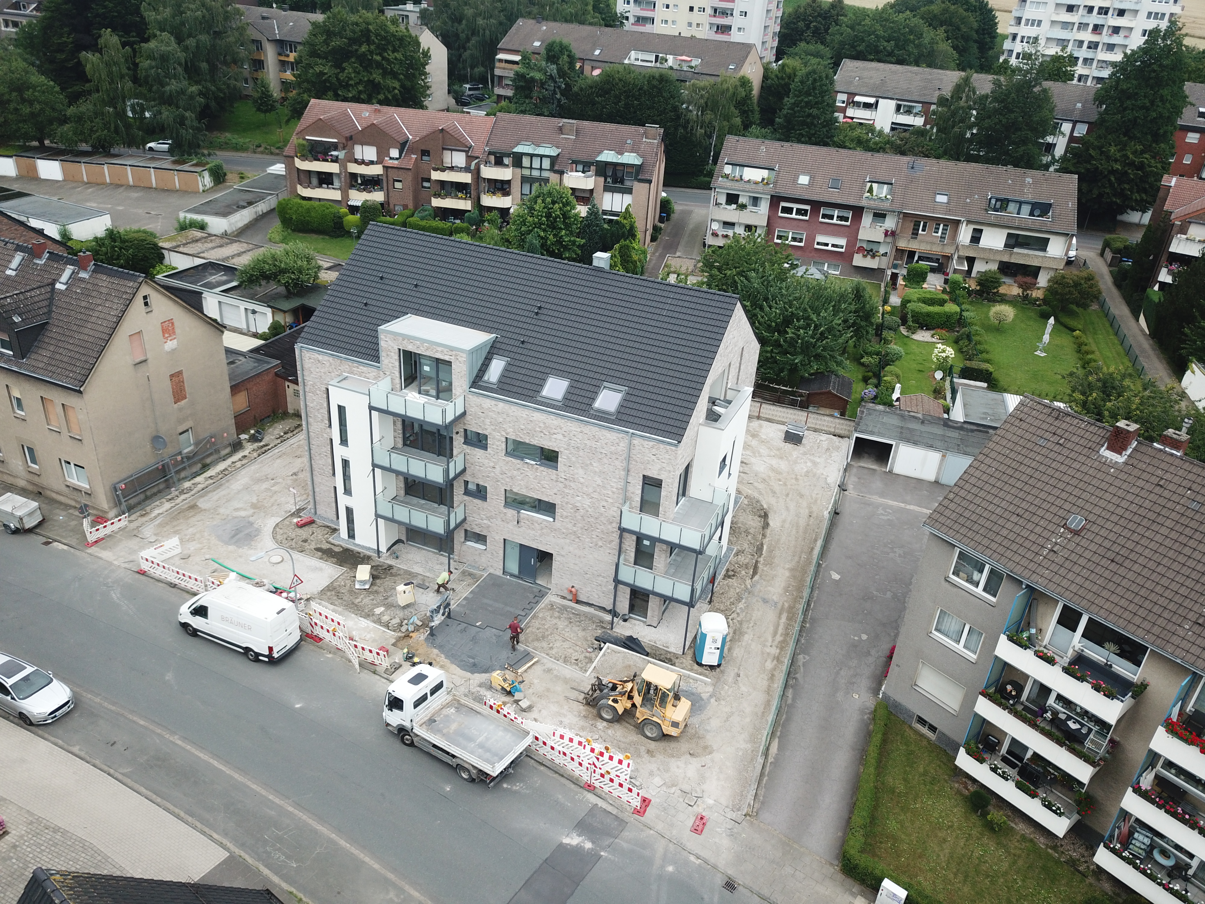 Seitenansicht – Wohnquartier Quellberg